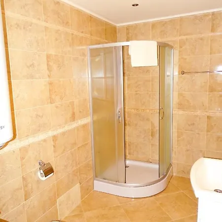 Golden Dunes Apartman *