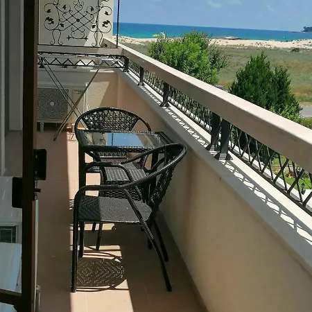 Golden Dunes Apartman *