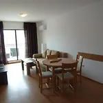 Golden Dunes Apartment