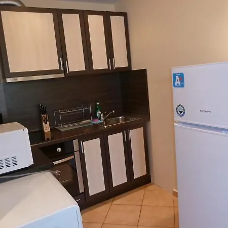 Golden Dunes Apartment
